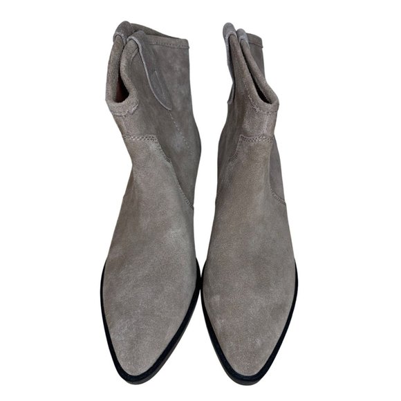 Chelsea & Violet Women's Goldy Tan Suede Ankle Low Heel Western Style Boots Size - Picture 5 of 8